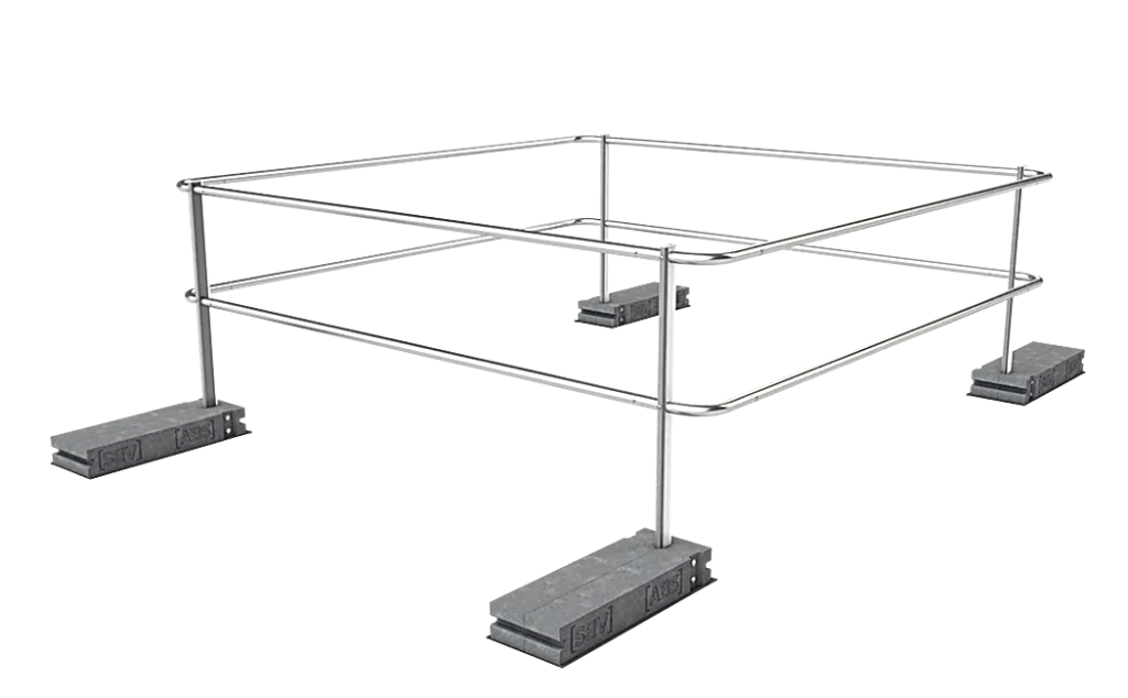Een met betonnen ballastblokken verzwaarde dakrandbeveiliging voor lichtkoepels.